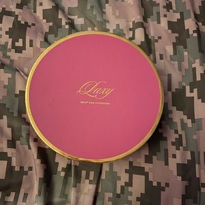 Luxy Halo hair extensions in Sandy Blonde